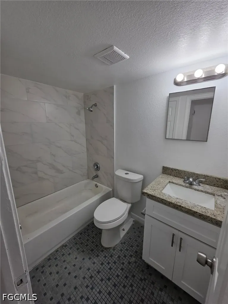 2452 Stella Street Fort Myers FL 33901