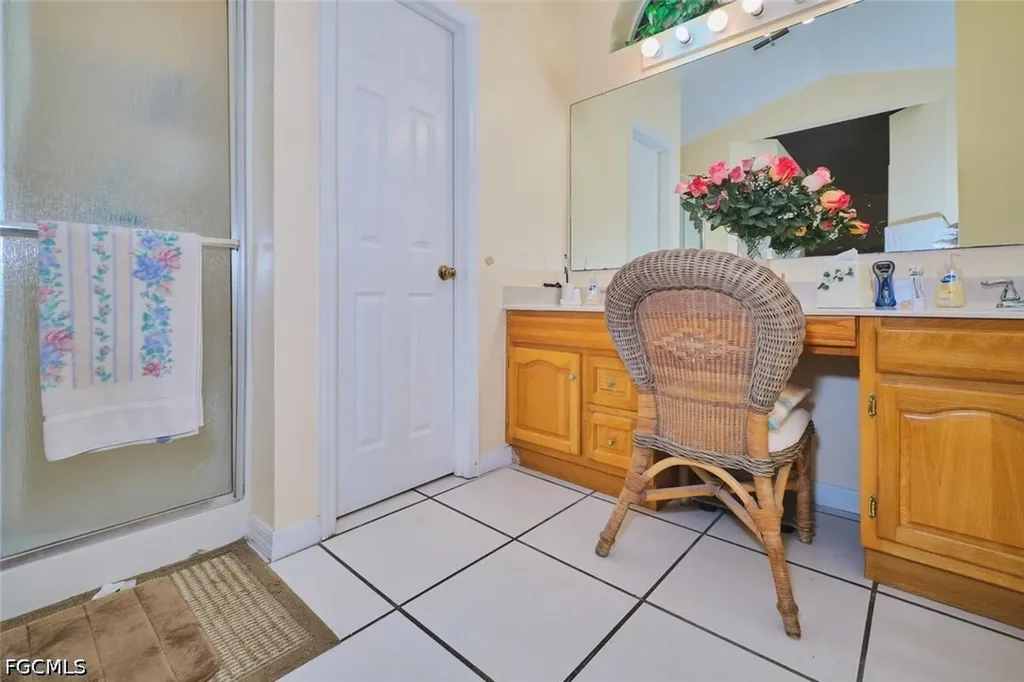2817 SW 43rd Street Cape Coral FL 33914