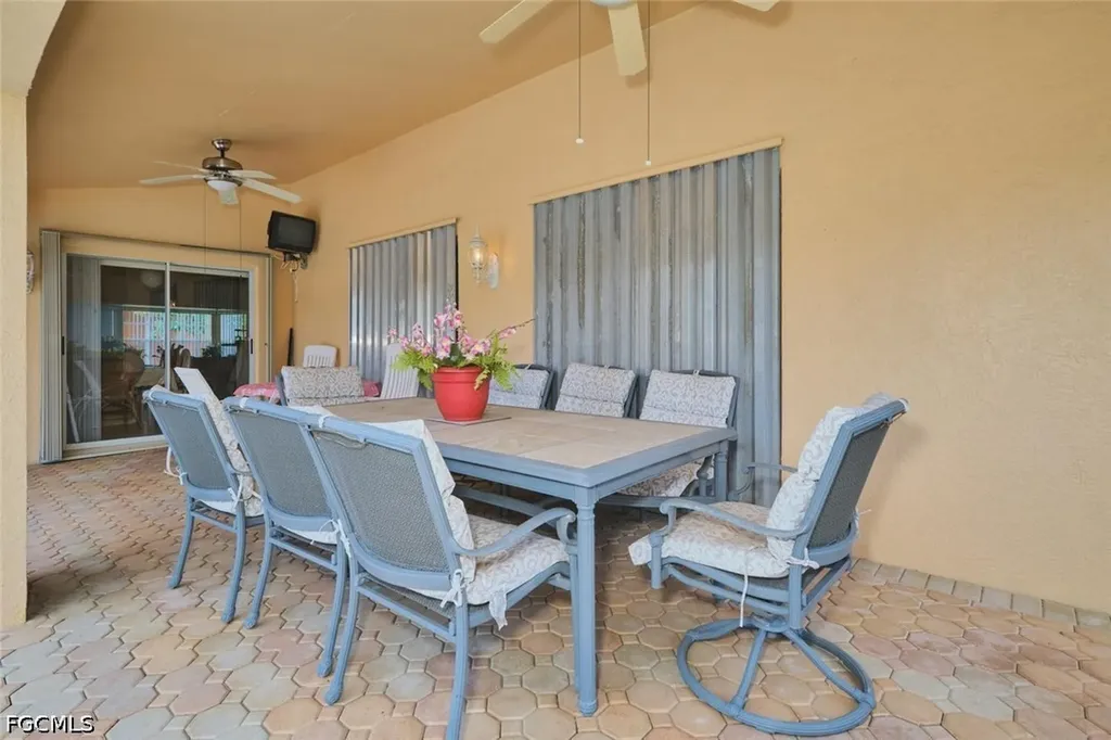 2817 SW 43rd Street Cape Coral FL 33914