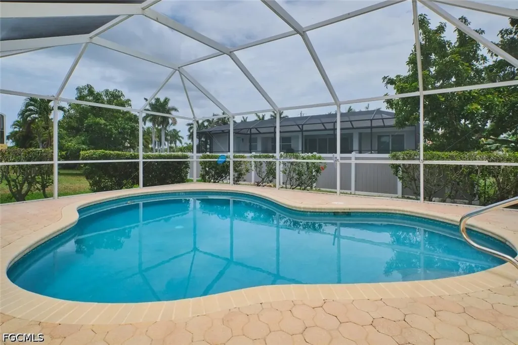 2817 SW 43rd Street Cape Coral FL 33914