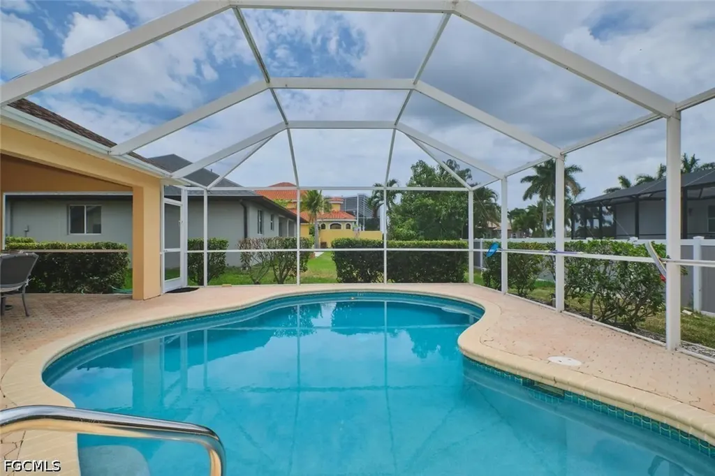 2817 SW 43rd Street Cape Coral FL 33914