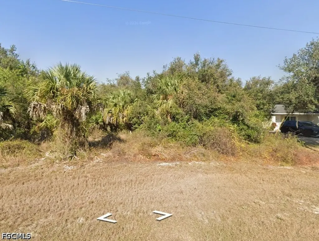 Greenwood Avenue Labelle FL 33935