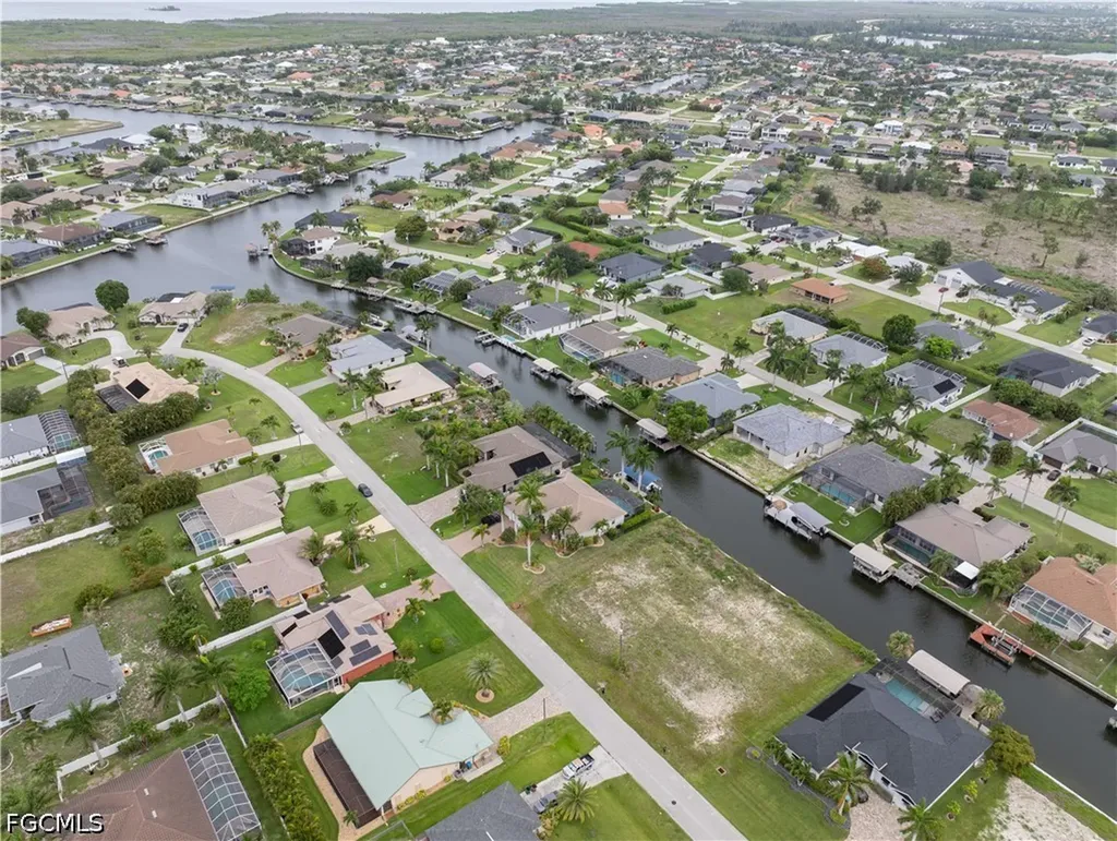 2517 SW 30th Terrace Cape Coral FL 33914
