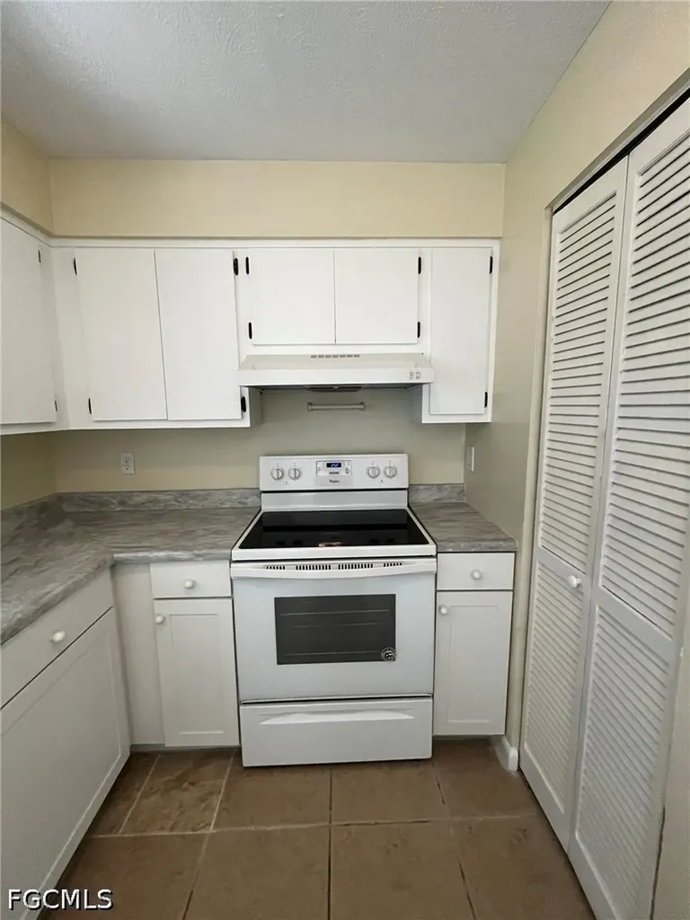 606 Hancock Bridge Parkway Cape Coral FL 33990