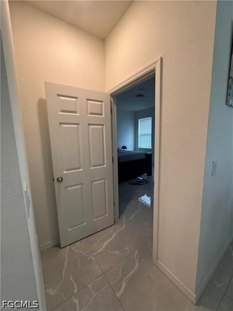 1820 NW 19th Avenue Cape Coral FL 33993