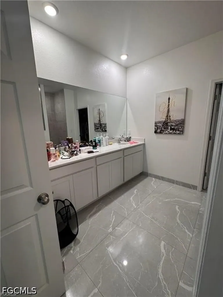 1820 NW 19th Avenue Cape Coral FL 33993