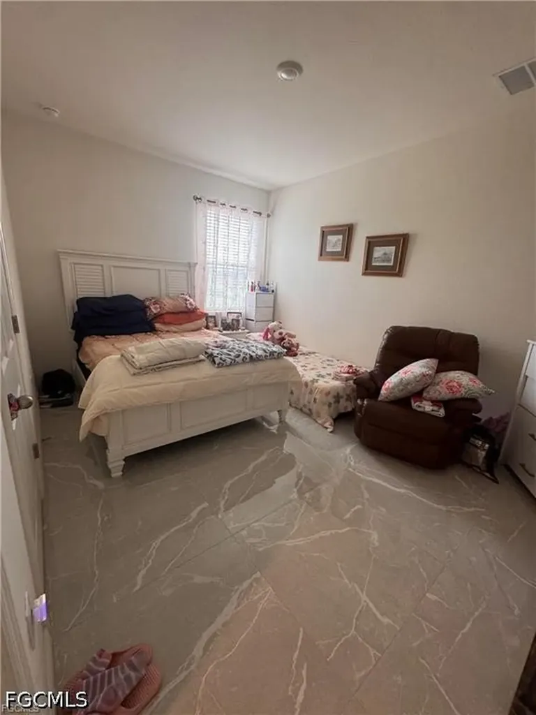 1820 NW 19th Avenue Cape Coral FL 33993