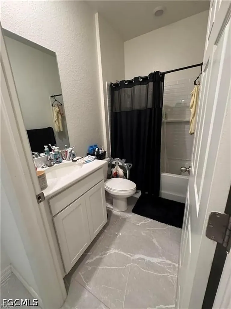 1820 NW 19th Avenue Cape Coral FL 33993