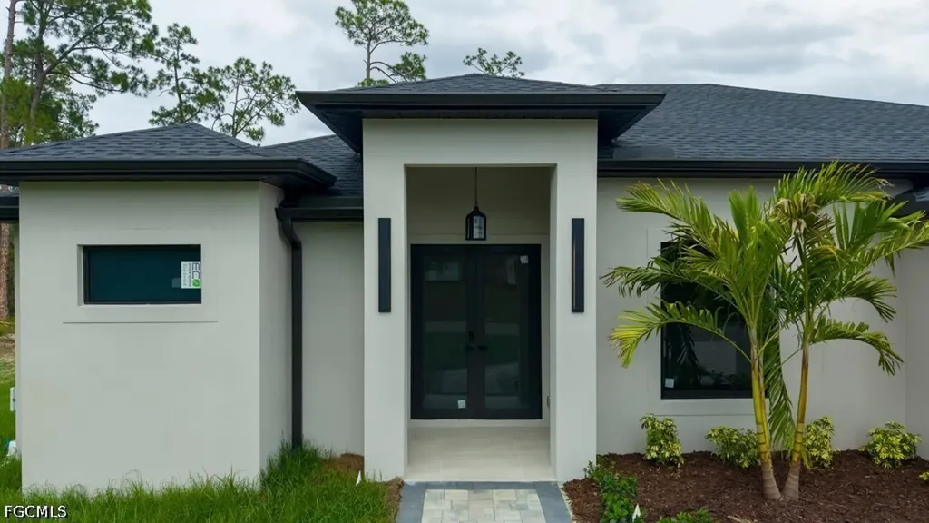814 Clayton Avenue Lehigh Acres FL 33972
