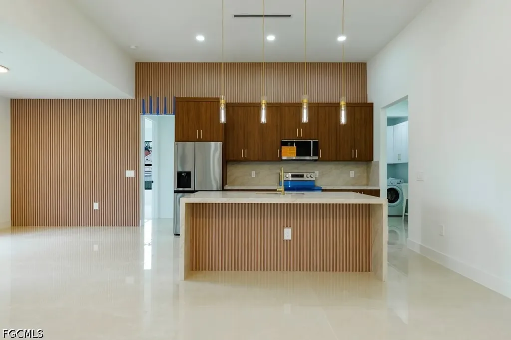 814 Clayton Avenue Lehigh Acres FL 33972
