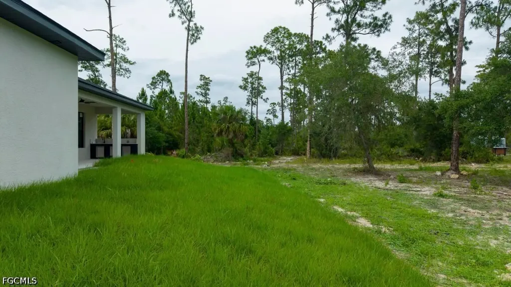 814 Clayton Avenue Lehigh Acres FL 33972
