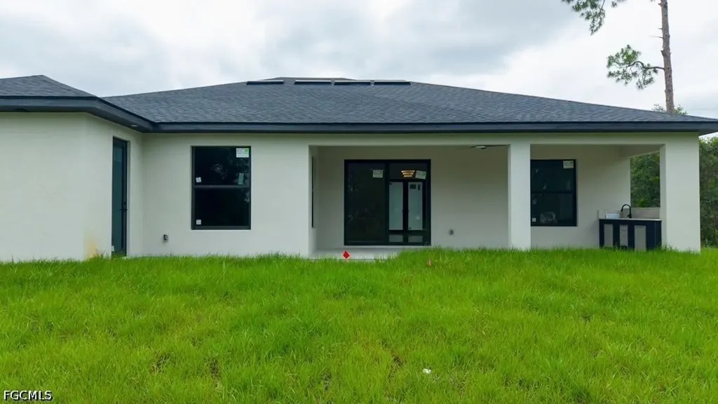 814 Clayton Avenue Lehigh Acres FL 33972