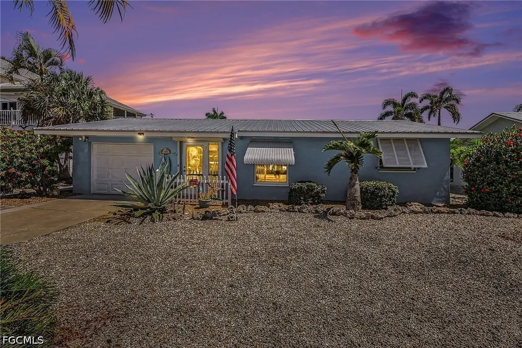 ST. James City FL, 3608 Rita Lane