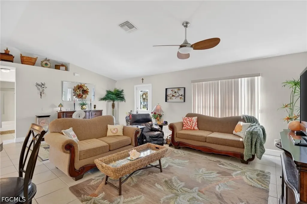 3820 SW 20th Avenue Cape Coral FL 33914