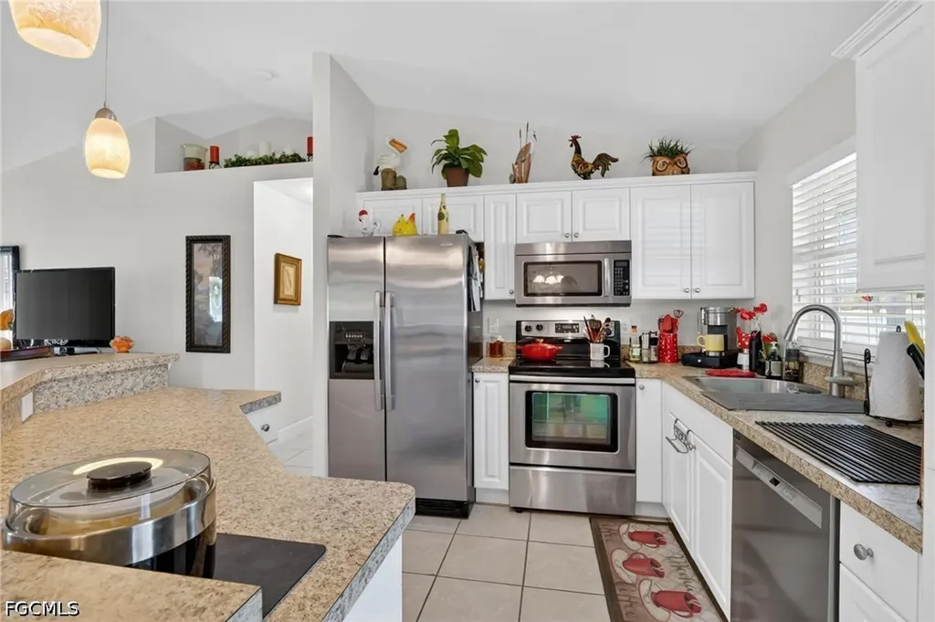 3820 SW 20th Avenue Cape Coral FL 33914