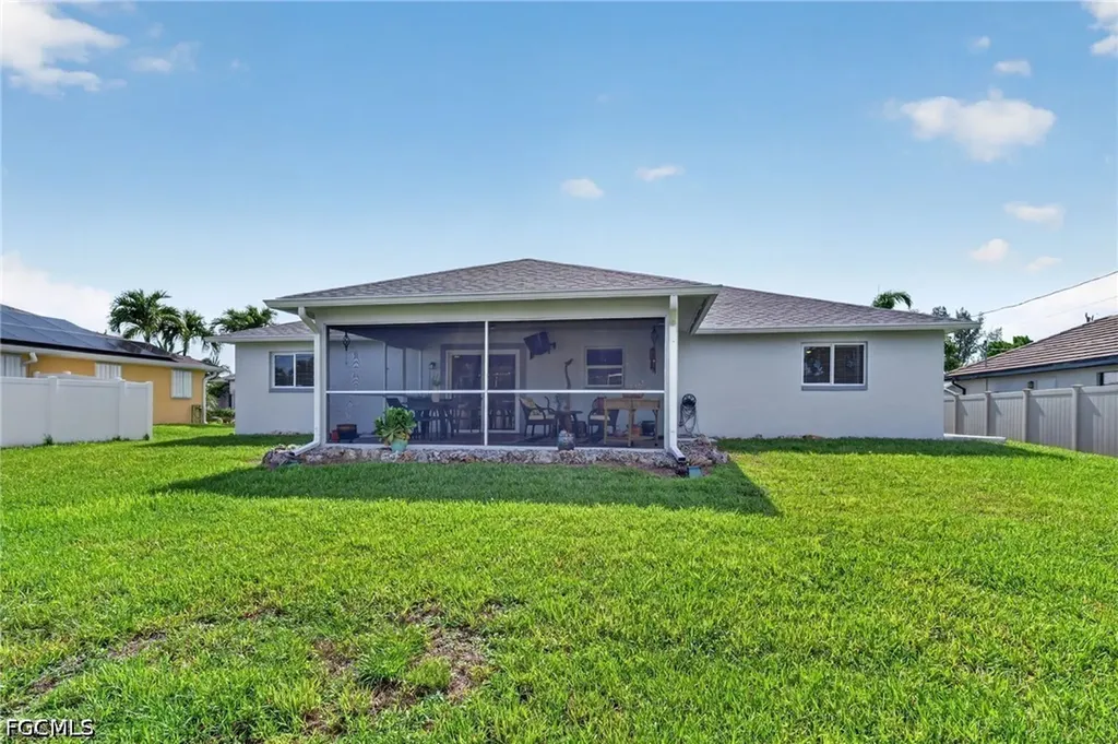 3820 SW 20th Avenue Cape Coral FL 33914