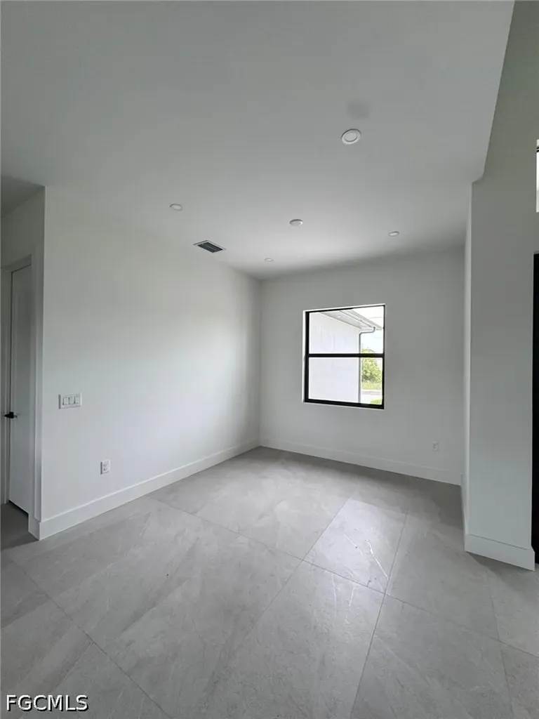 4322 10th Street W Lehigh Acres FL 33971