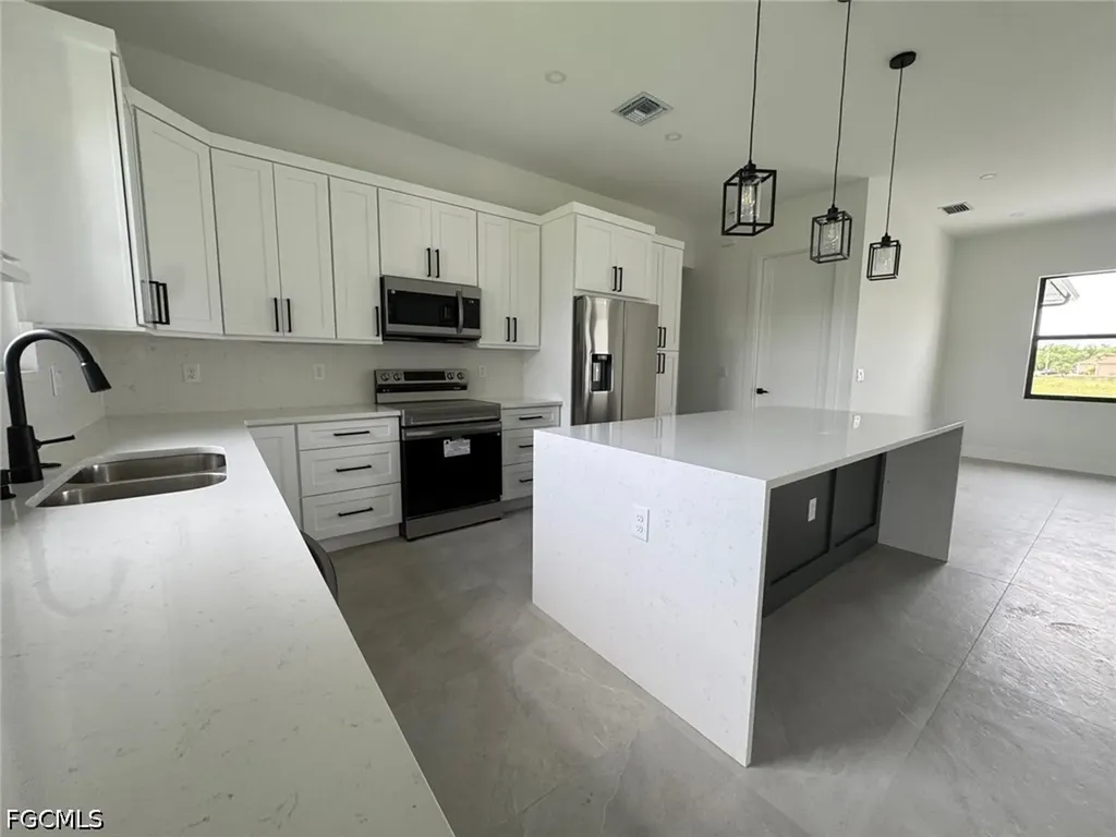 4322 10th Street W Lehigh Acres FL 33971