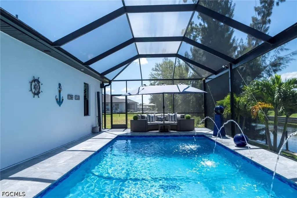 710 SW 12th Terrace Cape Coral FL 33991