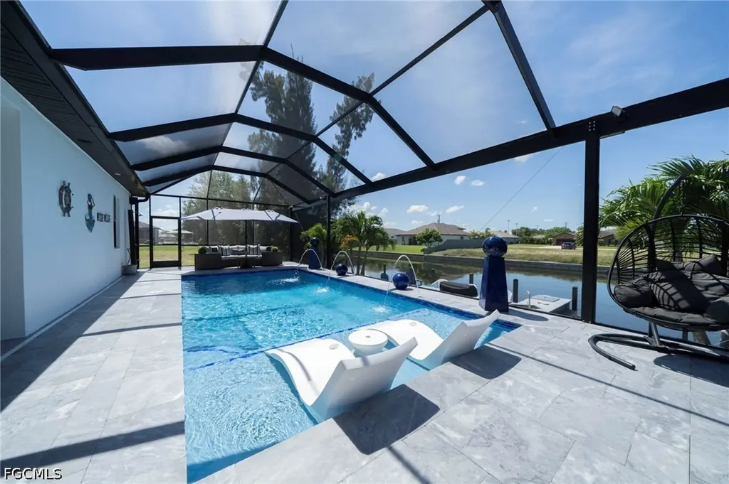 710 SW 12th Terrace Cape Coral FL 33991