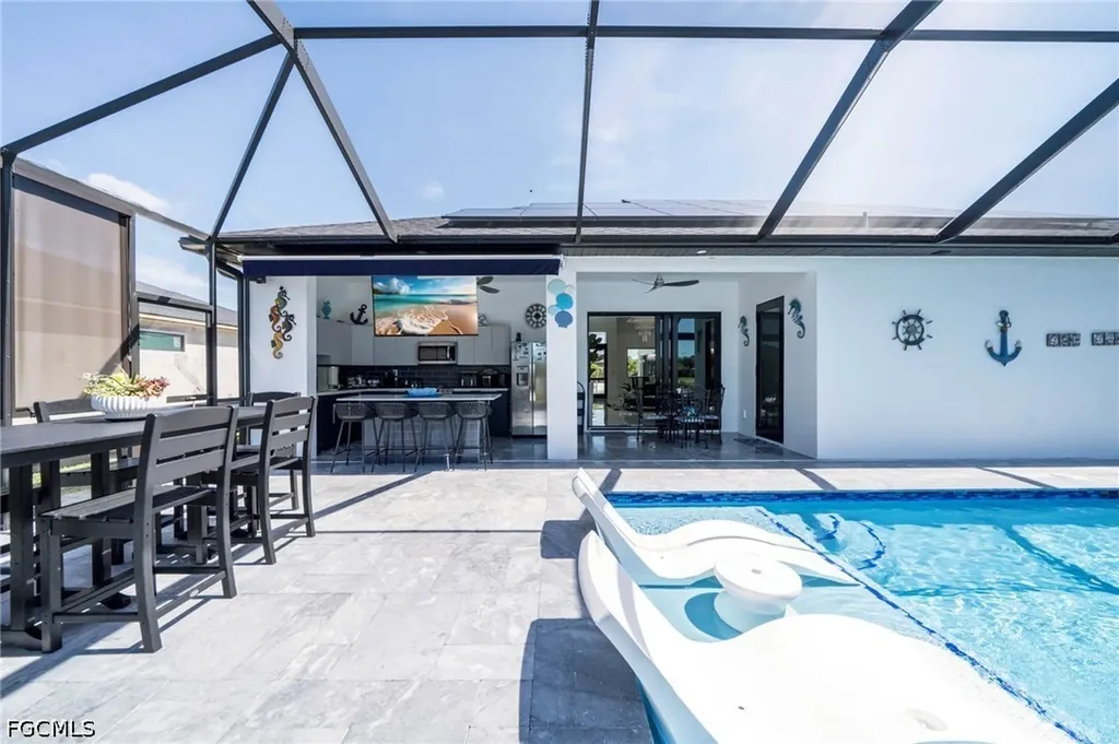 710 SW 12th Terrace Cape Coral FL 33991