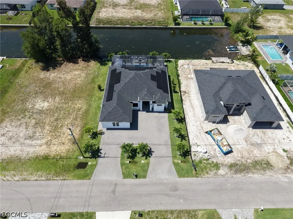 710 SW 12th Terrace Cape Coral FL 33991