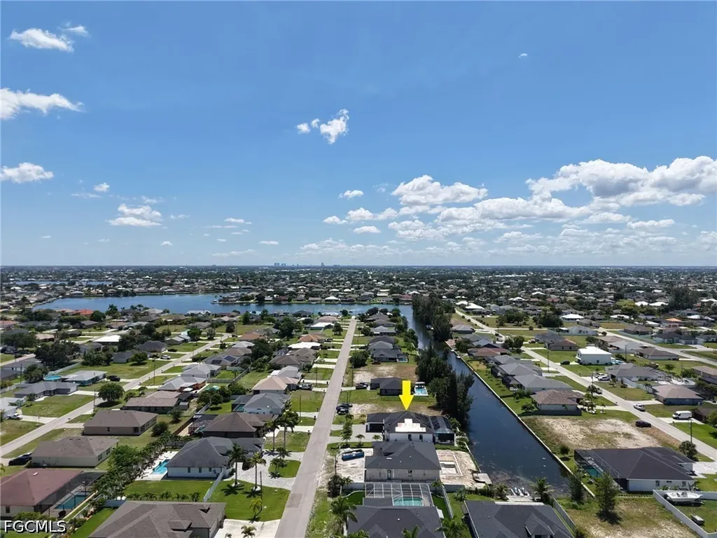 710 SW 12th Terrace Cape Coral FL 33991