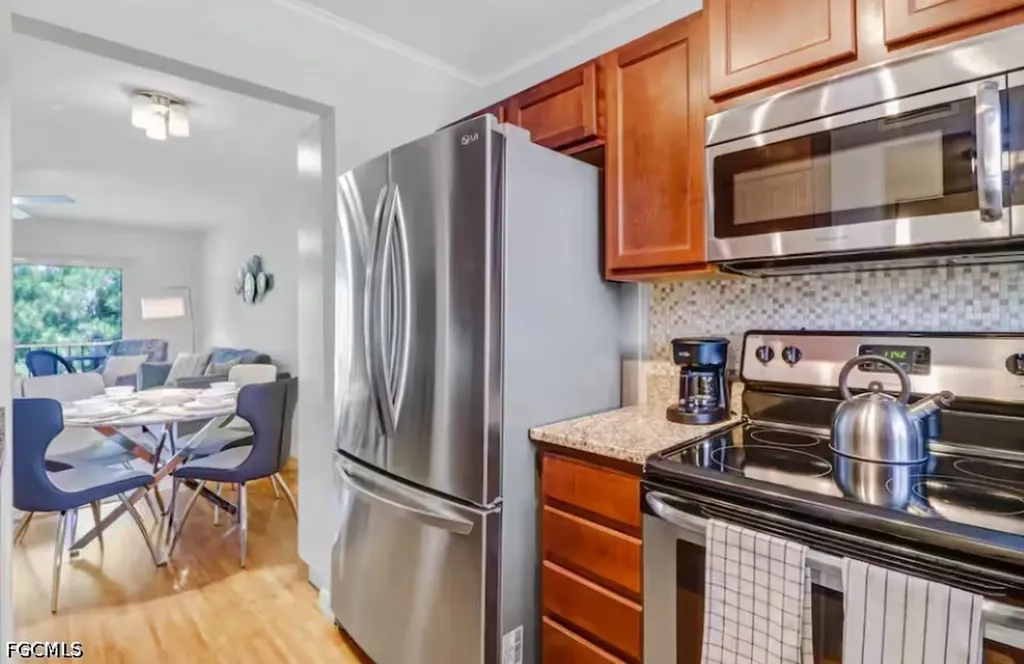 170 Turtle Lake Court Naples FL 34105