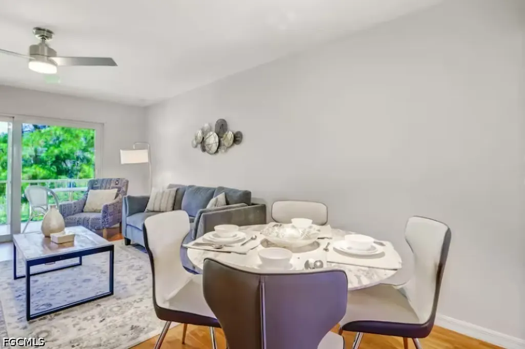 170 Turtle Lake Court Naples FL 34105
