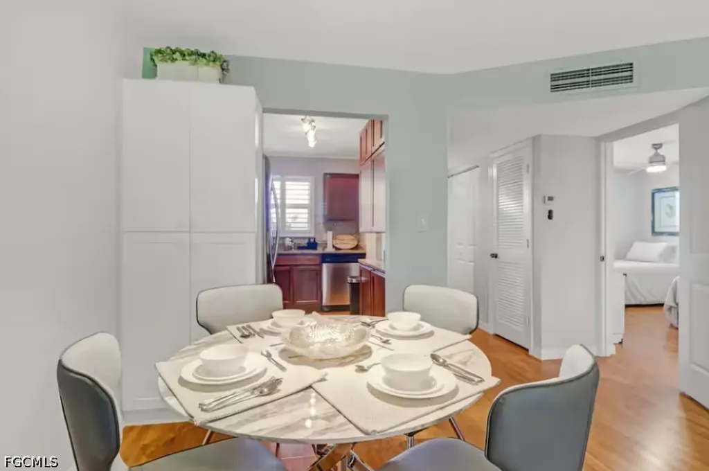 170 Turtle Lake Court Naples FL 34105