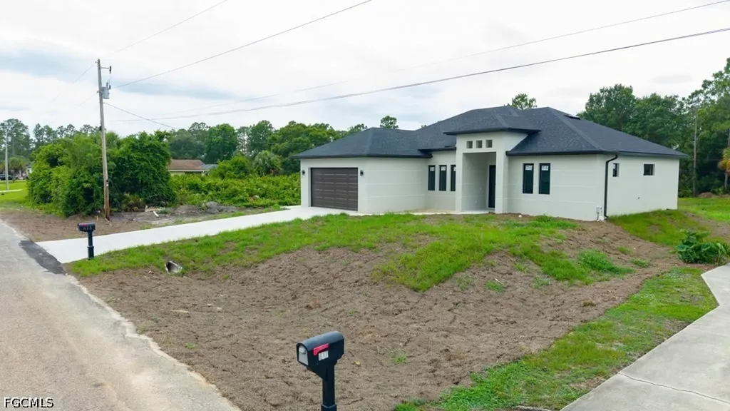 615 Broadway Avenue Lehigh Acres FL 33972