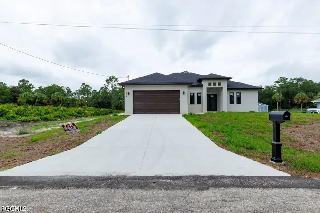 615 Broadway Avenue Lehigh Acres FL 33972