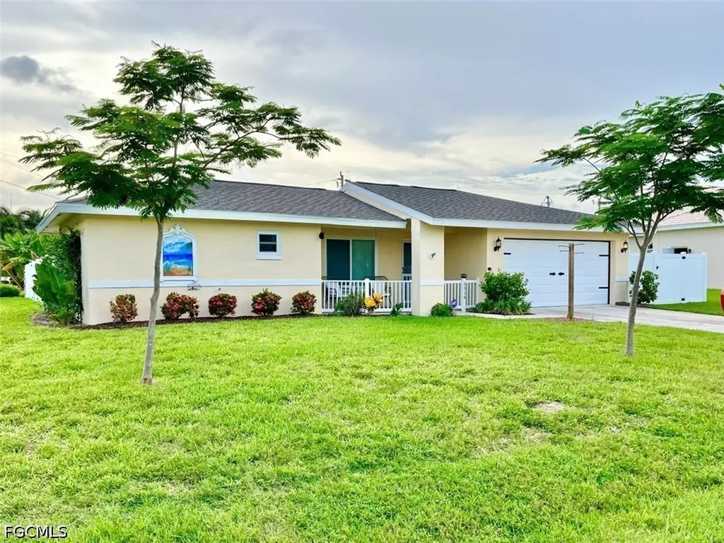 2314 SE 18th Place Cape Coral FL 33990
