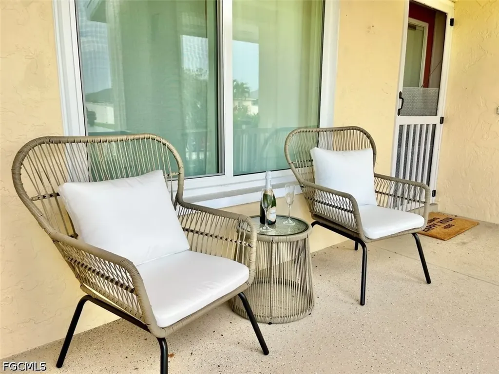 2314 SE 18th Place Cape Coral FL 33990