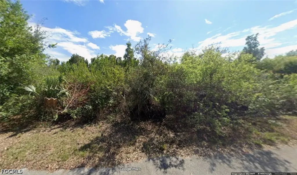 2705 35th Street SW Lehigh Acres FL 33976