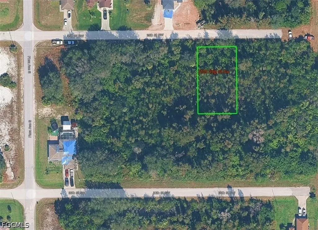 2705 35th Street SW Lehigh Acres FL 33976
