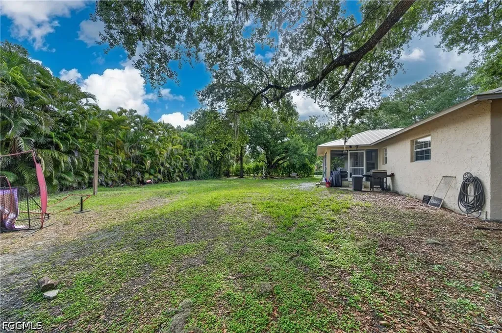 11751 Deal Road North Fort Myers FL 33917