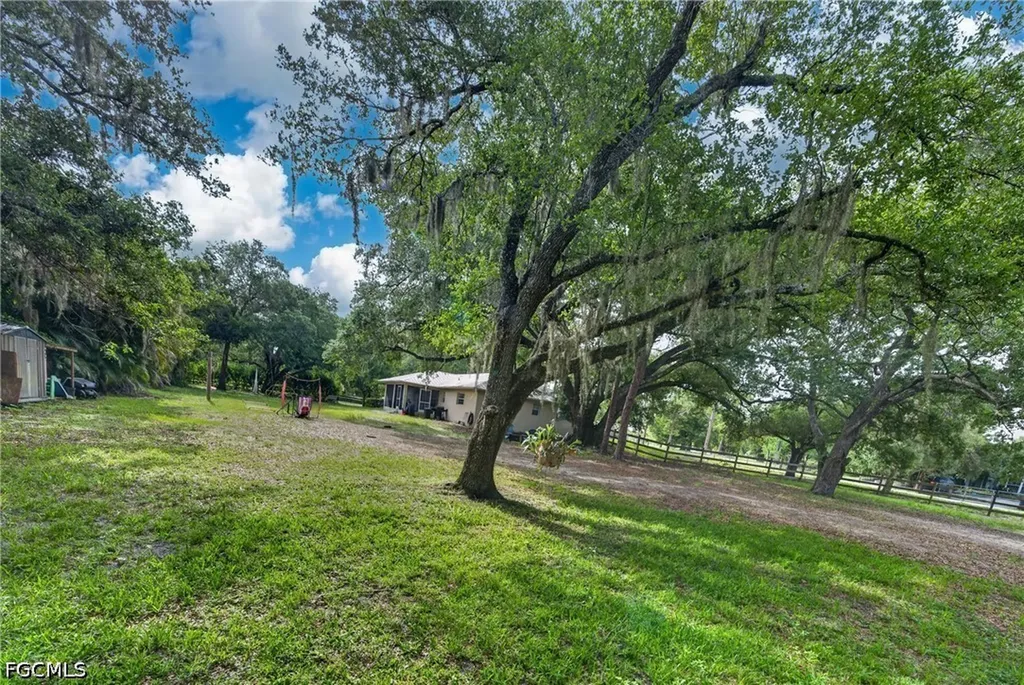 11751 Deal Road North Fort Myers FL 33917