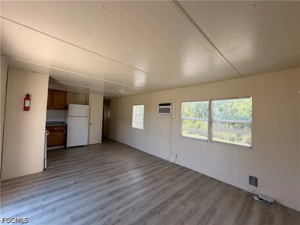 7869 Suncoast Drive North Fort Myers FL 33917