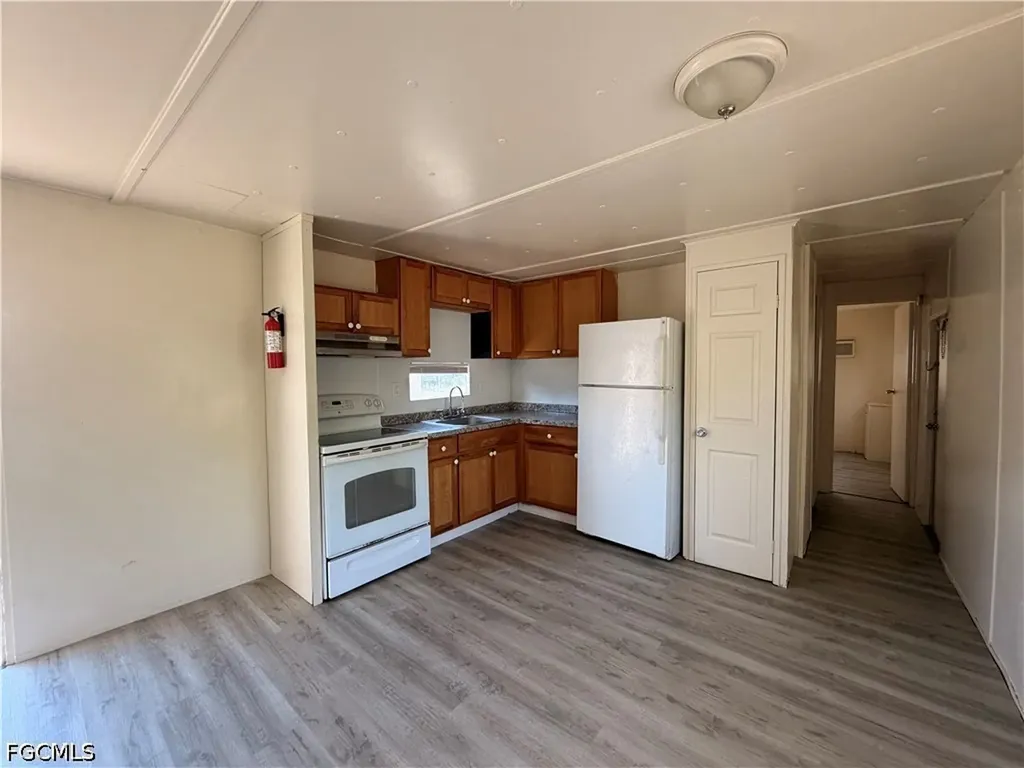 7869 Suncoast Drive North Fort Myers FL 33917