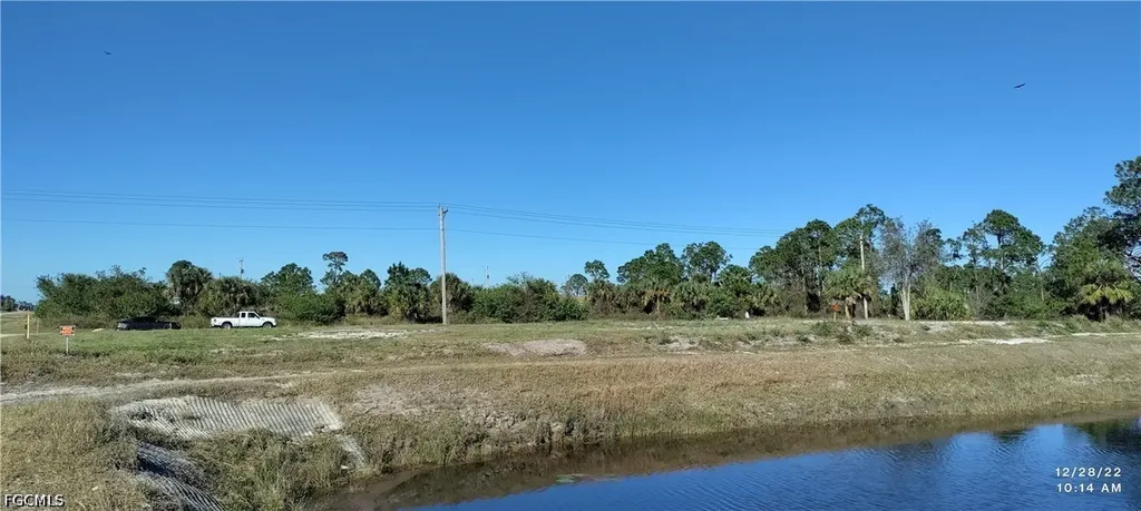 769 Joponica Avenue S Lehigh Acres FL 33974