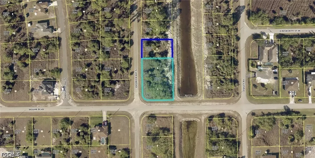 769 Joponica Avenue S Lehigh Acres FL 33974
