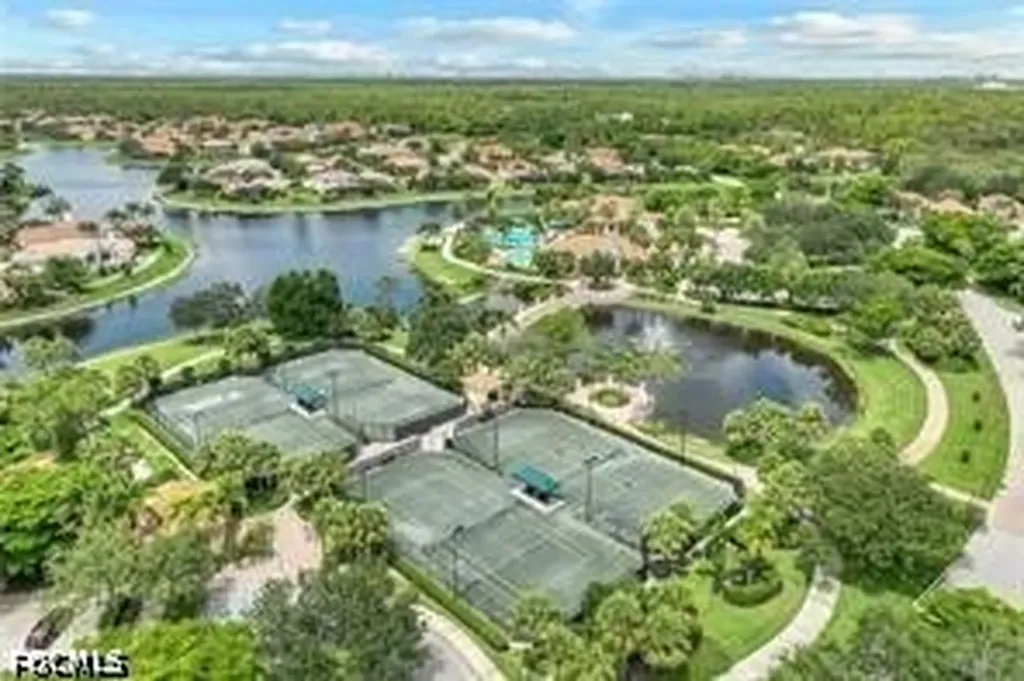 1574 Windamere Lane Naples FL 34119