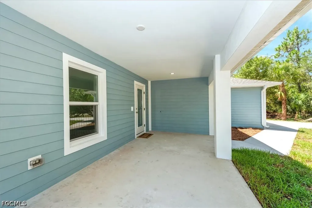414 Cleveland Avenue Lehigh Acres FL 33972
