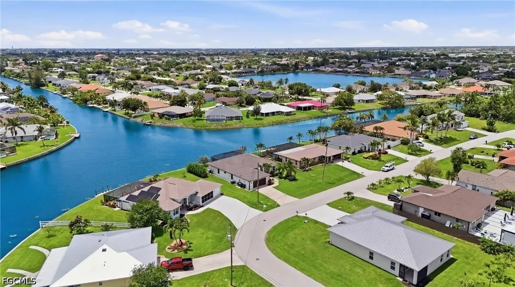 206 NE 21st Avenue Cape Coral FL 33909