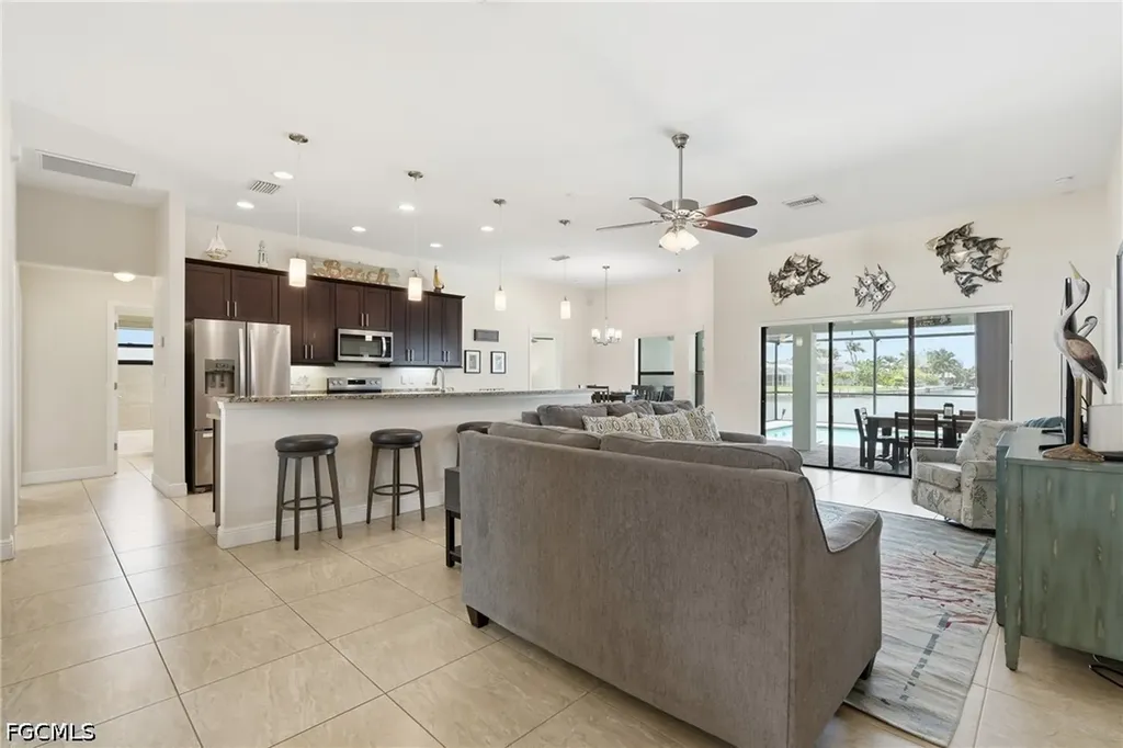 206 NE 21st Avenue Cape Coral FL 33909