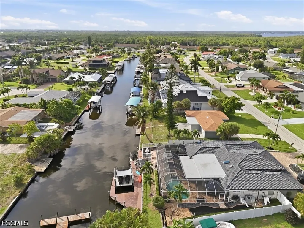 2540 SE 25th Avenue Cape Coral FL 33904