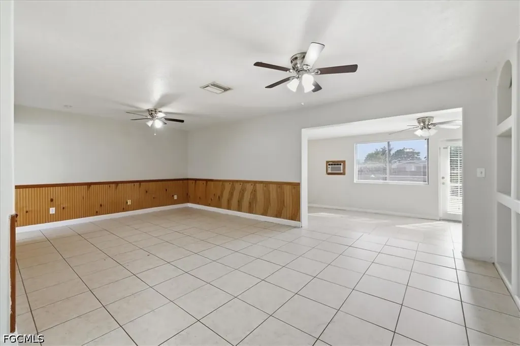 2540 SE 25th Avenue Cape Coral FL 33904