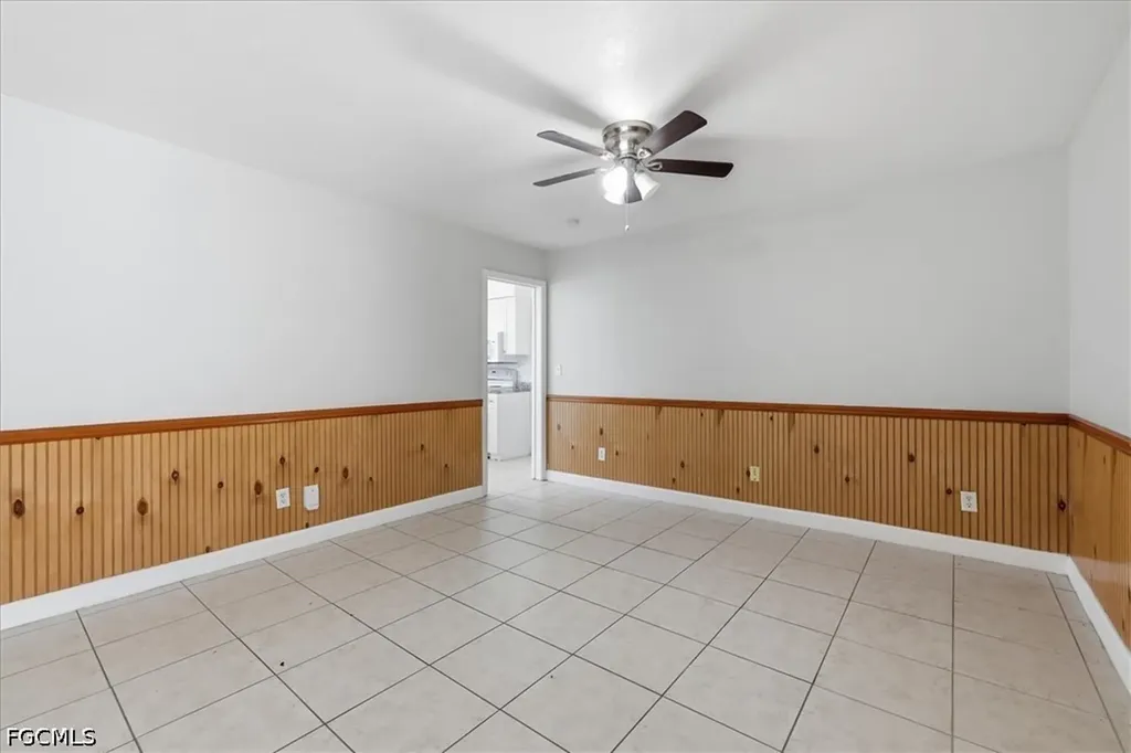 2540 SE 25th Avenue Cape Coral FL 33904