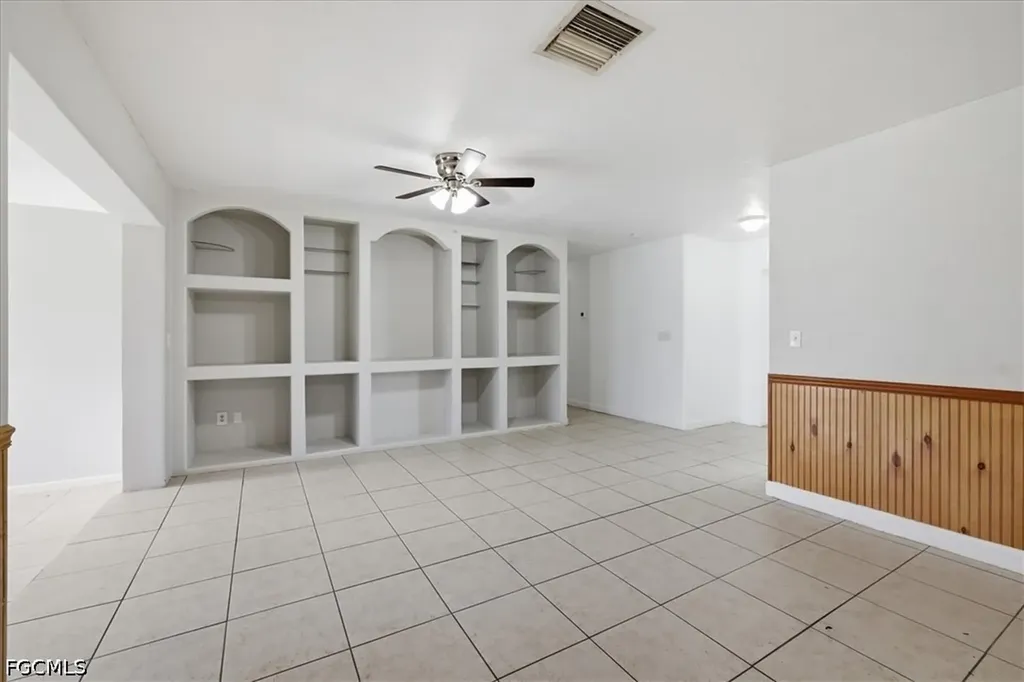 2540 SE 25th Avenue Cape Coral FL 33904